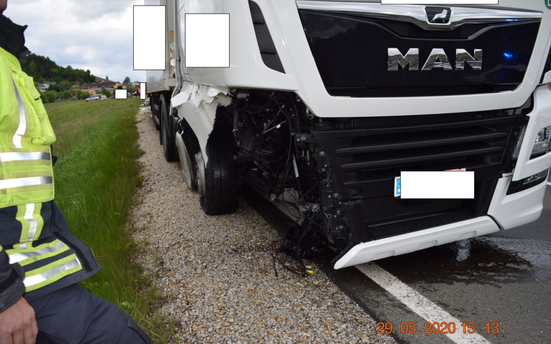 Verkehrsunfall B78/Einsatzreiche Woche